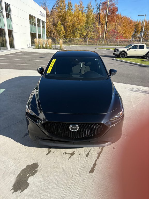 2023 Mazda 3 Sport GS, CAMÉRA DE RECUL, BANC CHAUFFANT in Charlemagne, Quebec - 14 - w1024h768px