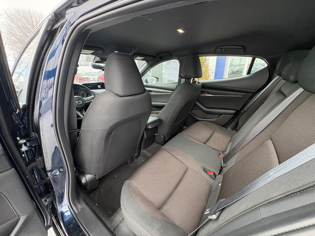 2023 Mazda 3 Sport GS, CAMÉRA DE RECUL, BANC CHAUFFANT in Saint-Jérôme, Quebec - 9 - w1024h768px