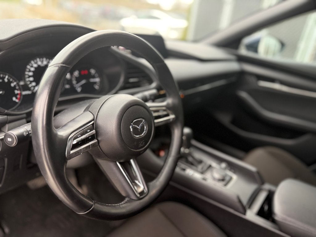 2023 Mazda 3 Sport GS, CAMÉRA DE RECUL, BANC CHAUFFANT in Saint-Jérôme, Quebec - 4 - w1024h768px