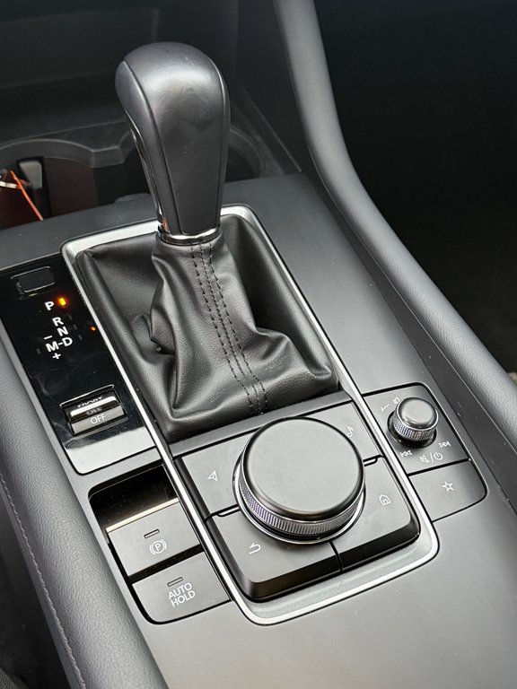 2023 Mazda 3 Sport GS, CAMÉRA DE RECUL, BANC CHAUFFANT in Charlemagne, Quebec - 16 - w1024h768px