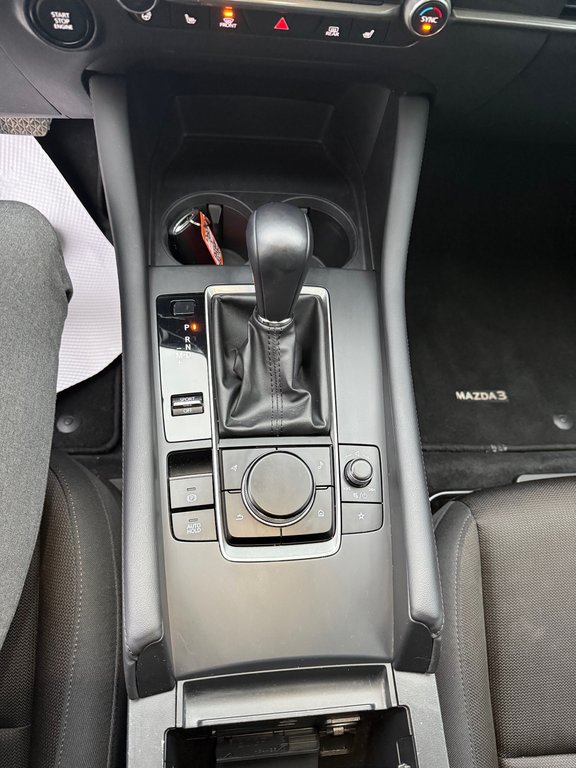 2023 Mazda 3 Sport GS, CAMÉRA DE RECUL, BANC CHAUFFANT in Charlemagne, Quebec - 15 - w1024h768px
