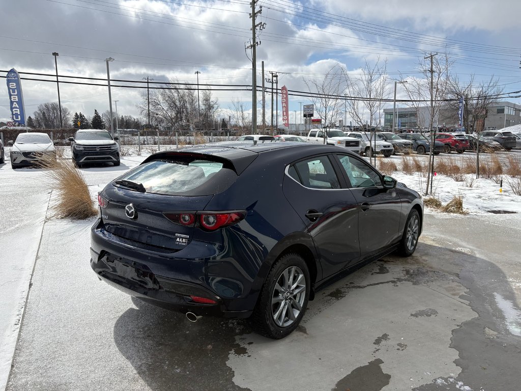 2023 Mazda 3 Sport GS, CAMÉRA DE RECUL, BANC CHAUFFANT in Saint-Jérôme, Quebec - 11 - w1024h768px
