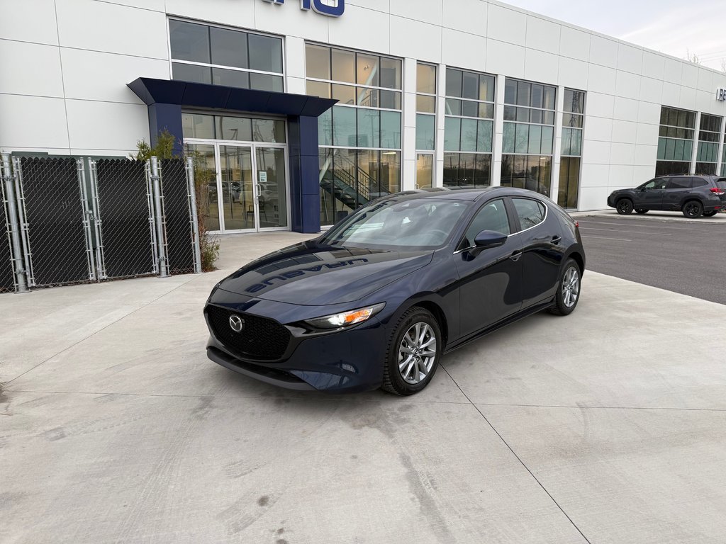 2023 Mazda 3 Sport GS, CAMÉRA DE RECUL, BANC CHAUFFANT in Charlemagne, Quebec - 1 - w1024h768px