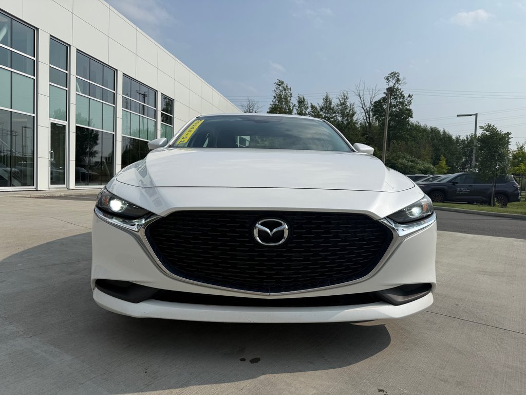 Mazda 3 GX, CAMÉRA DE RECUL, SIÈGE CHAUFFANT 2022 à Charlemagne, Québec - 2 - w1024h768px