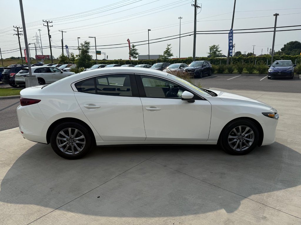 Mazda 3 GX, CAMÉRA DE RECUL, SIÈGE CHAUFFANT 2022 à Charlemagne, Québec - 12 - w1024h768px