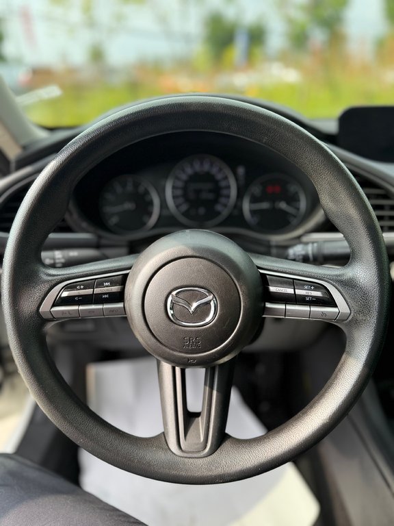 Mazda 3 GX, CAMÉRA DE RECUL, SIÈGE CHAUFFANT 2022 à Charlemagne, Québec - 20 - w1024h768px