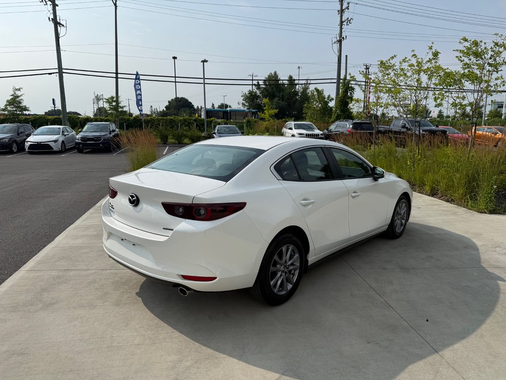 Mazda 3 GX, CAMÉRA DE RECUL, SIÈGE CHAUFFANT 2022 à Charlemagne, Québec - 11 - w1024h768px