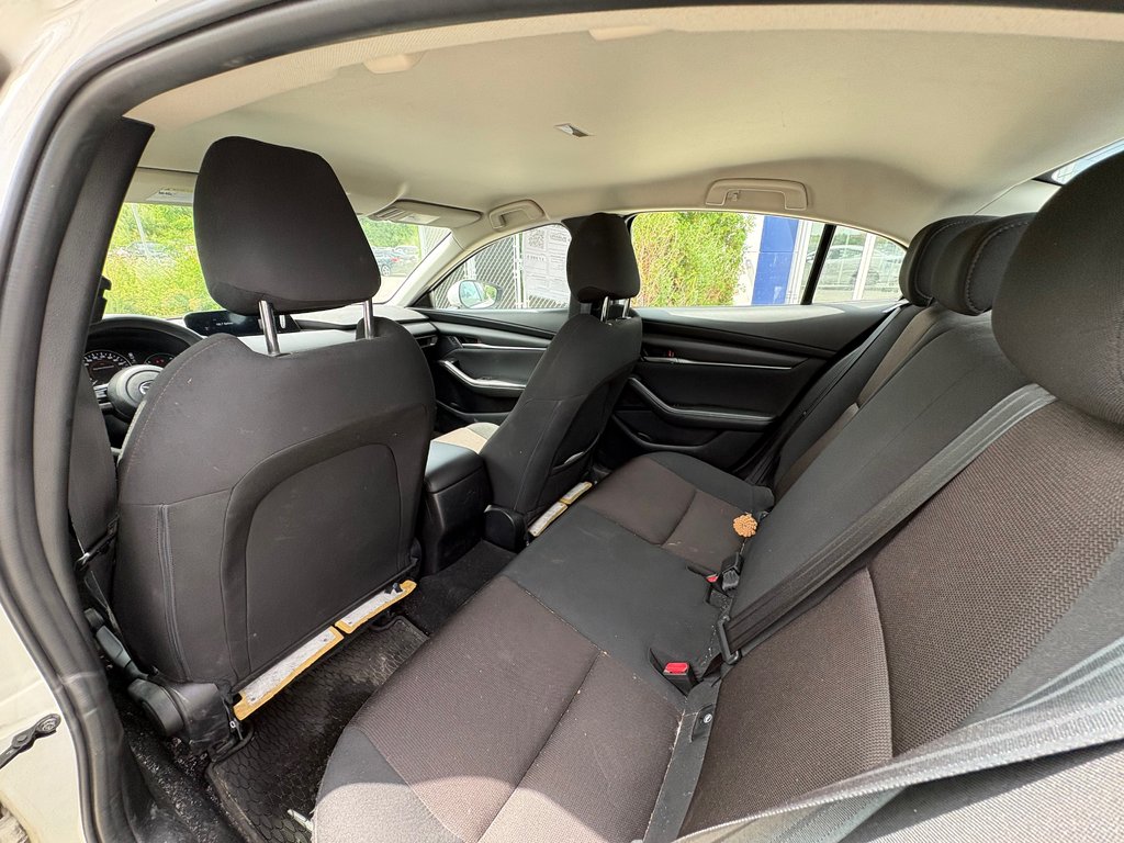 2022 Mazda 3 GX, CAMÉRA DE RECUL, SIÈGE CHAUFFANT in Saint-Jérôme, Quebec - 9 - w1024h768px
