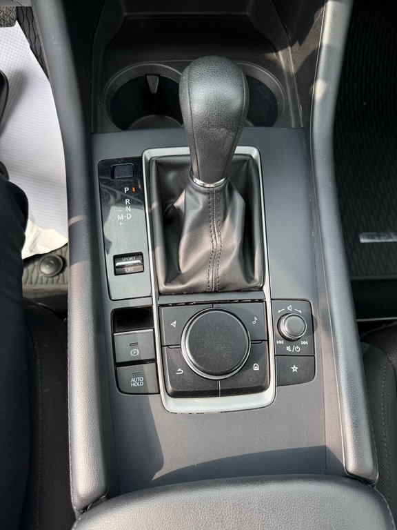 Mazda 3 GX, CAMÉRA DE RECUL, SIÈGE CHAUFFANT 2022 à Charlemagne, Québec - 15 - w1024h768px