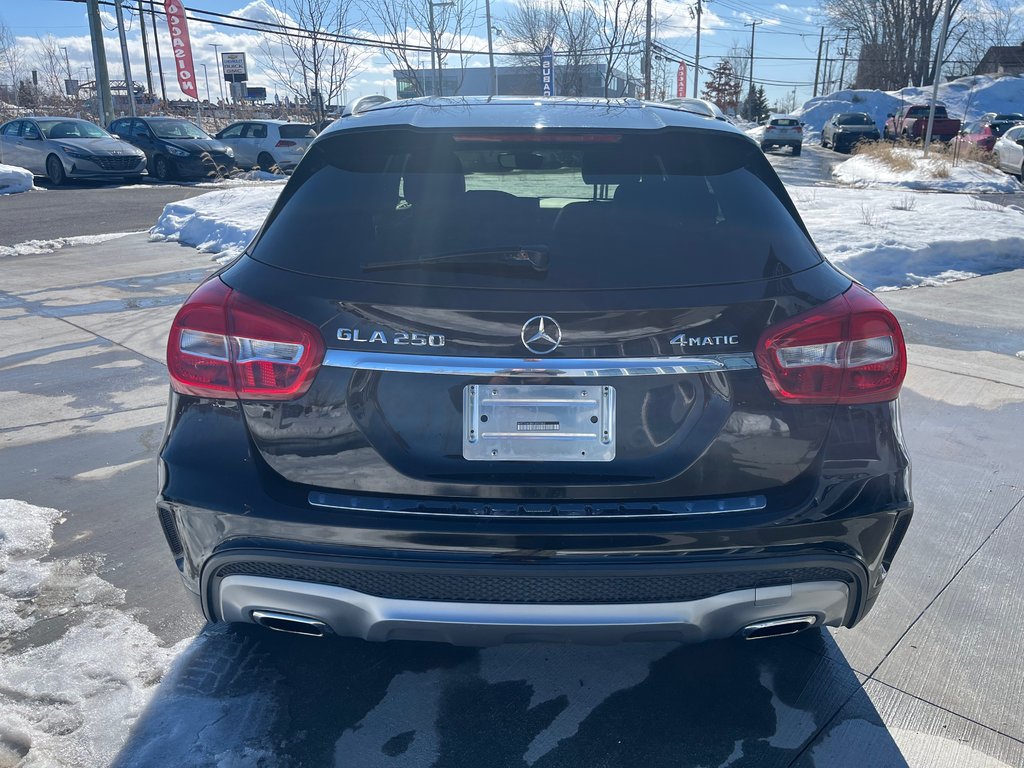 Mercedes-Benz GLA-Class GLA 250,AMG PACKAGE,BANC CHAUFFANT 2015 à Charlemagne, Québec - 8 - w1024h768px