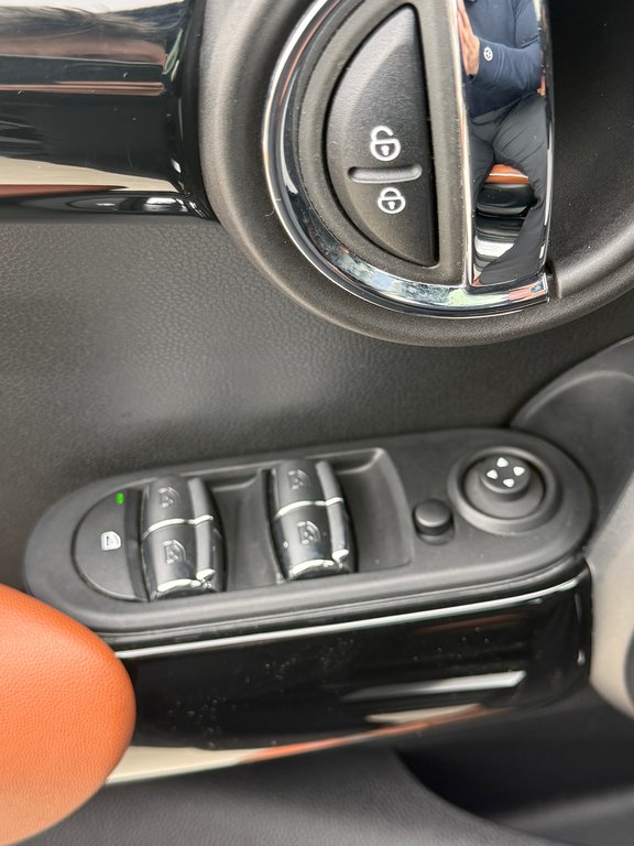2023 MINI 5 Door COOPER S,CAMÉRA DE RECUL,BANC CHAUFFANT in Charlemagne, Quebec - 25 - w1024h768px