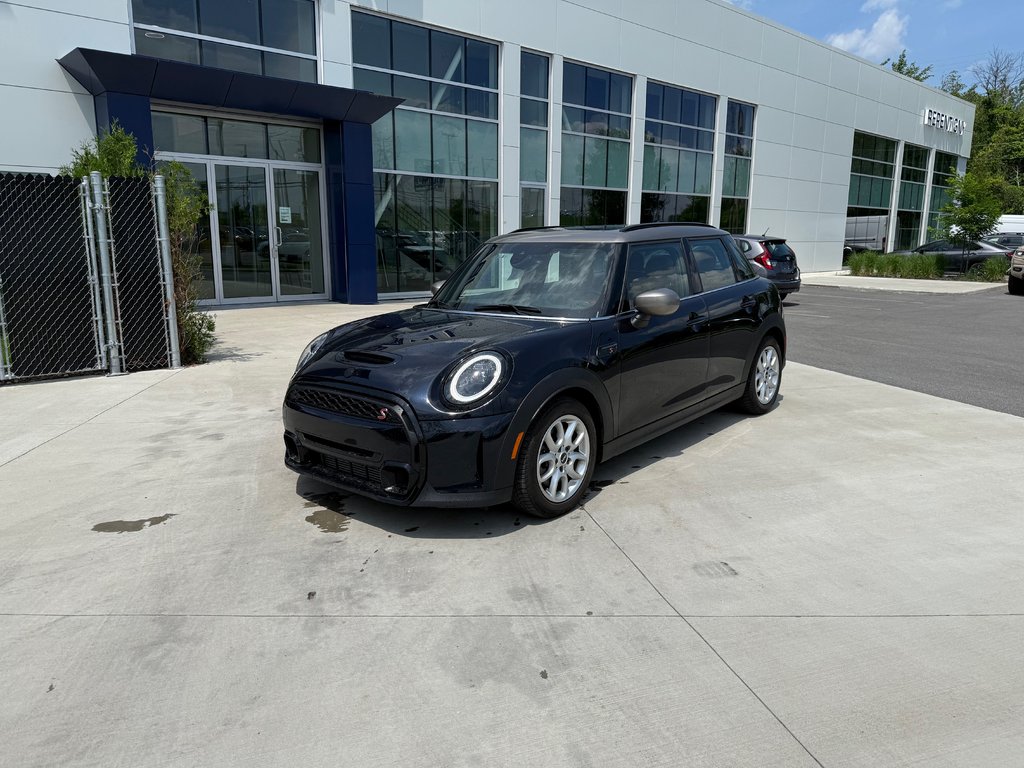 2023 MINI 5 Door COOPER S,CAMÉRA DE RECUL,BANC CHAUFFANT in Charlemagne, Quebec - 1 - w1024h768px