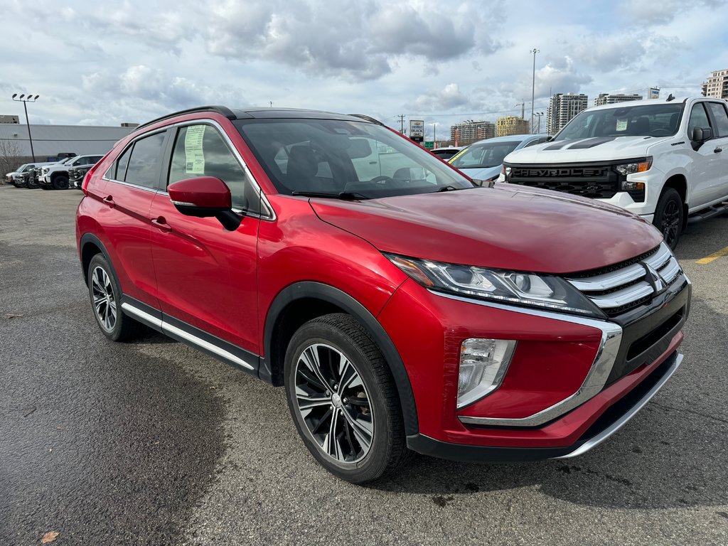 Eclipse CROSS SE S-AWC TOIT OUVRANT.SIEGES CUIR 2018 à Charlemagne, Québec - 3 - w1024h768px