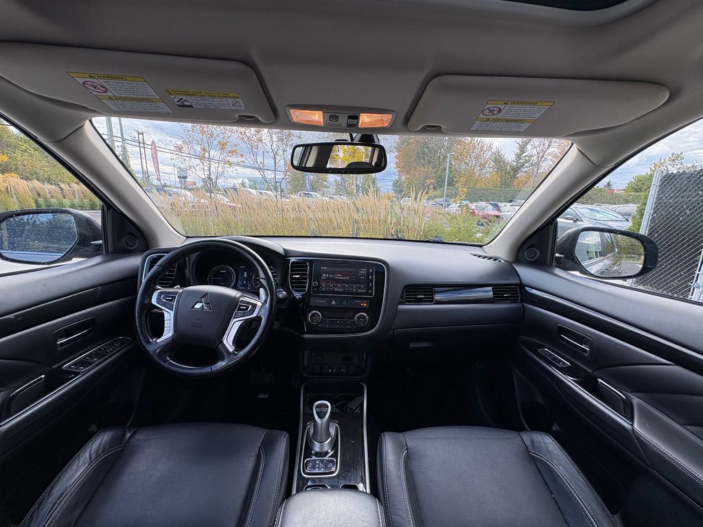 2018 Mitsubishi Outlander PHEV SE, BANC CHAUFFANT, CAMÉRA DE RECUL, TOIT OUVRANT in Charlemagne, Quebec - 10 - w1024h768px