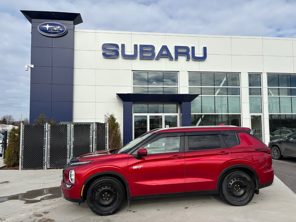 2023 Mitsubishi Outlander PHEV SEL, CAMÉRA DE RECUL, BANC CHAUFFANT in Charlemagne, Quebec - 3 - w1024h768px