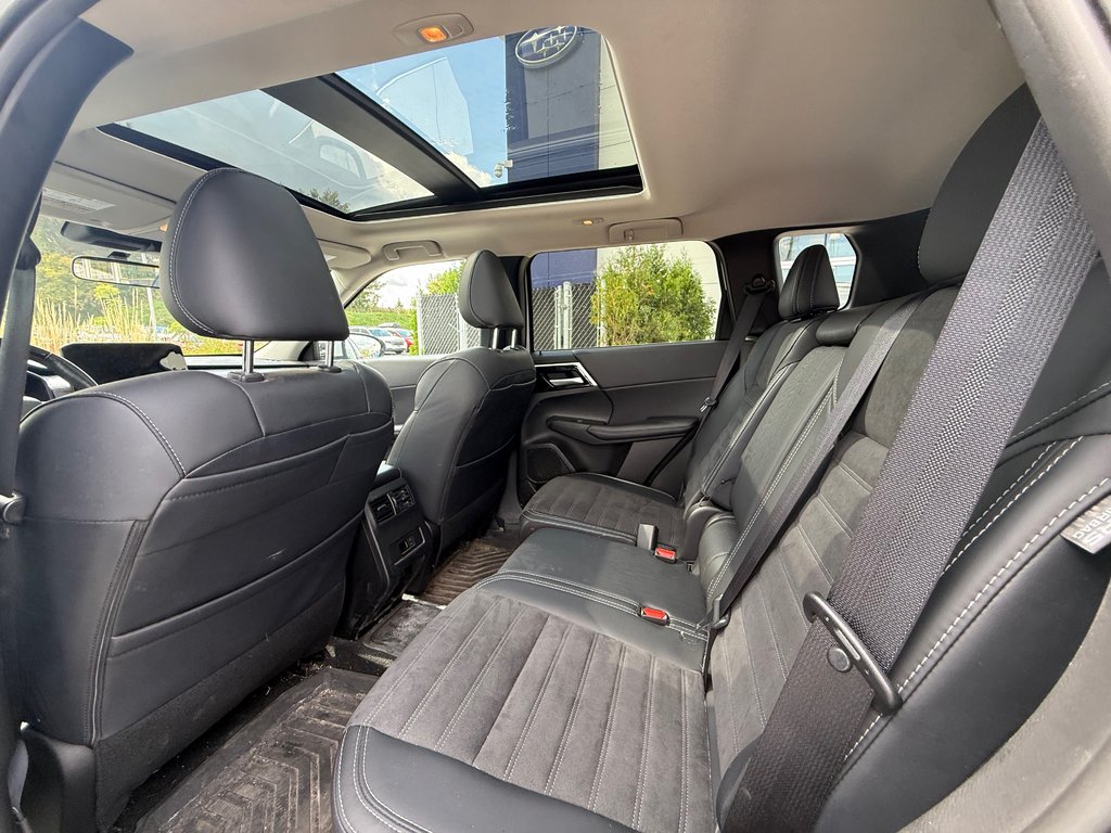 Mitsubishi Outlander Plug-In Hybrid SEL, CAMÉRA DE RECUL, BANC CHAUFFANT 2024 à Charlemagne, Québec - 9 - w1024h768px