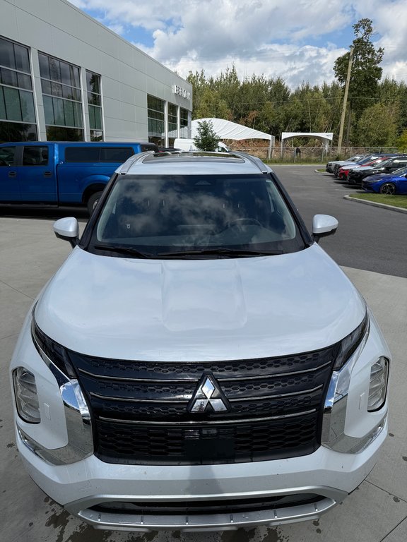Mitsubishi Outlander Plug-In Hybrid SEL, CAMÉRA DE RECUL, BANC CHAUFFANT 2024 à Charlemagne, Québec - 14 - w1024h768px