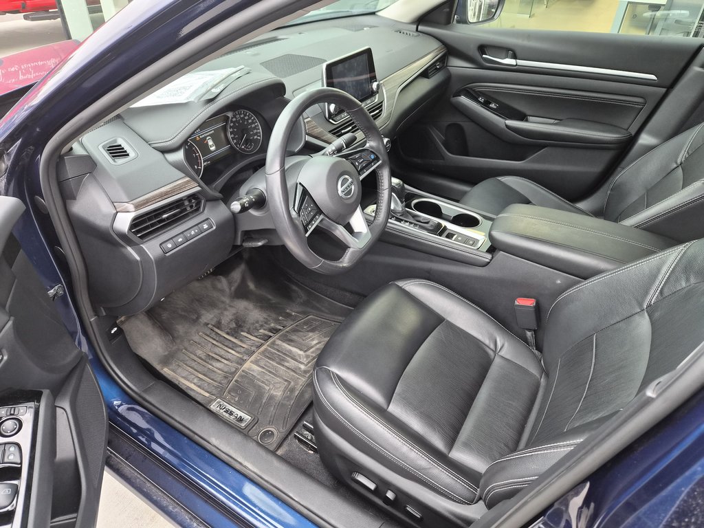 2022 Nissan Altima 2.5 Platinum ,AWD in Charlemagne, Quebec - 7 - w1024h768px