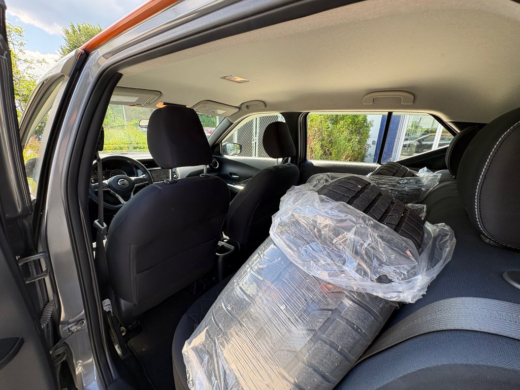 2018 Nissan Kicks SV, CAMÉRA DE RECUL, BANC CHAUFFANT in Charlemagne, Quebec - 9 - w1024h768px