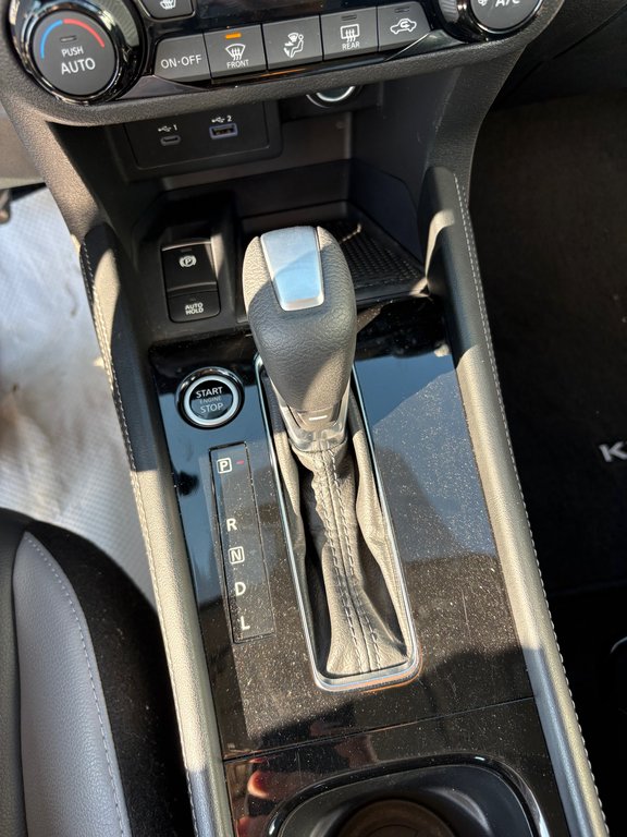 2023 Nissan Kicks SR,CAMÉRA DE RECUL,BANC CHAUFFANT in Saint-Jérôme, Quebec - 15 - w1024h768px