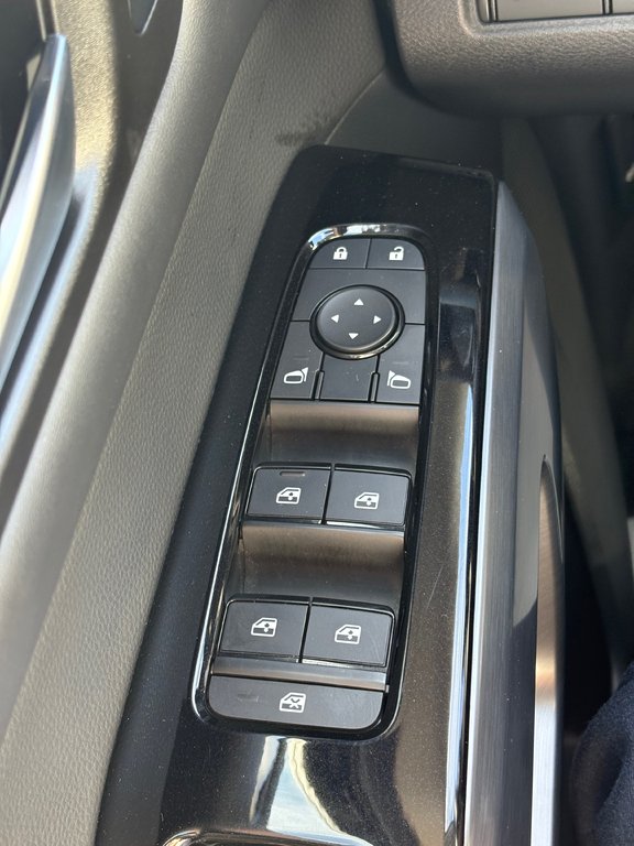 2023 Nissan Pathfinder SL, CAMÉRA DE RECUL ,BANC CHAUFFANT, CUIR in Saint-Jérôme, Quebec - 24 - w1024h768px