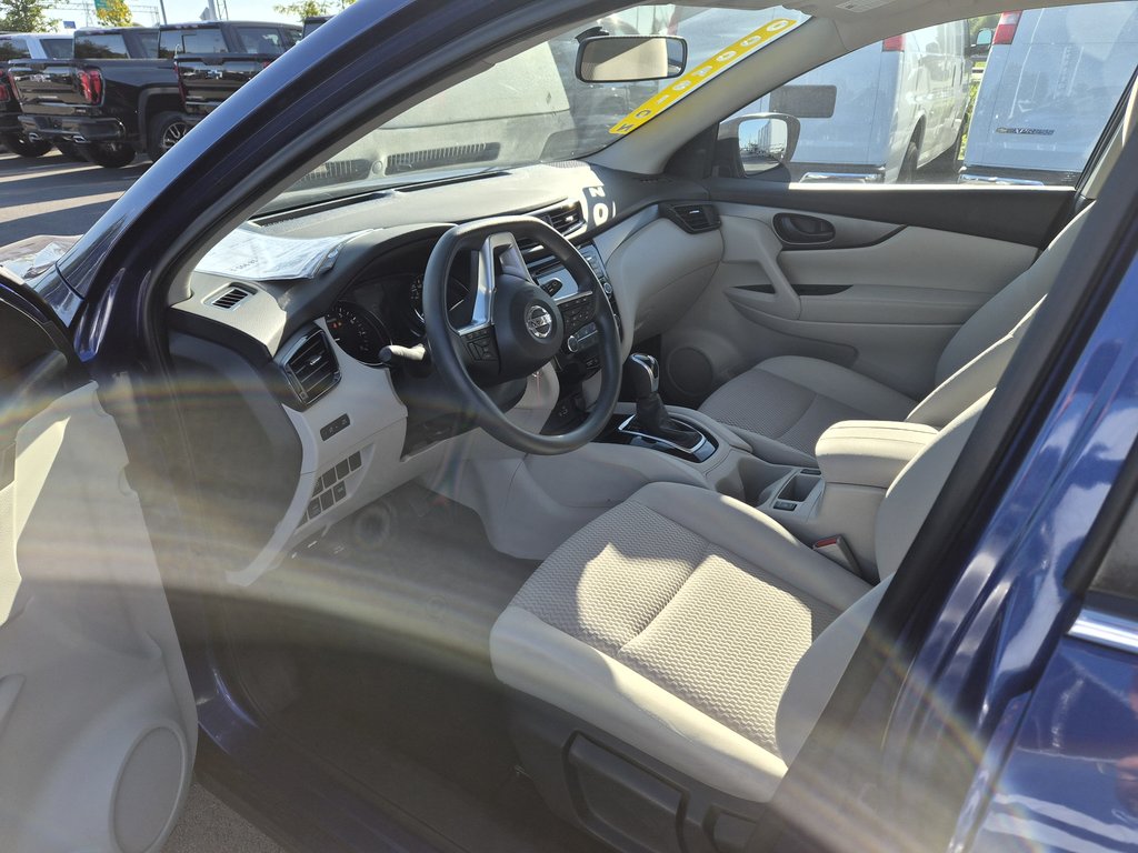 2019 Nissan Qashqai S in Charlemagne, Quebec - 6 - w1024h768px
