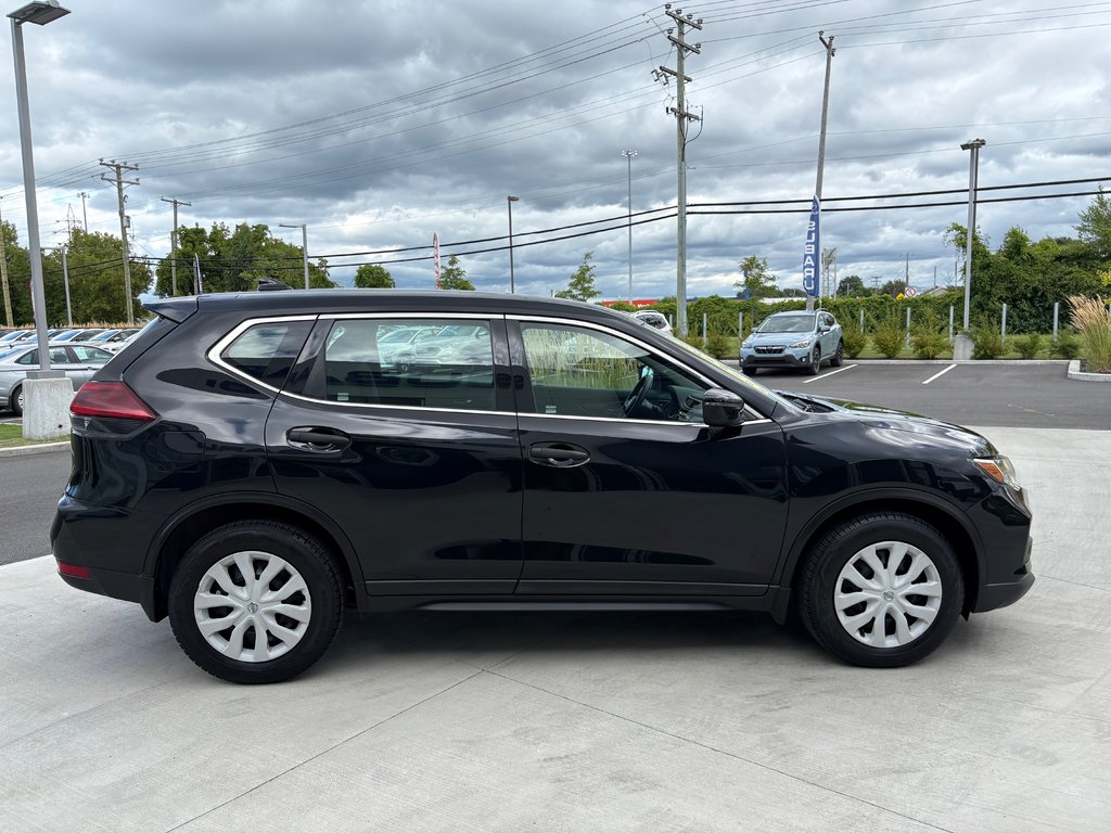 2018 Nissan Rogue S, CAMÉRA DE RECUL, DÉTECTEUR D'ANGLE MORT in Charlemagne, Quebec - 12 - w1024h768px