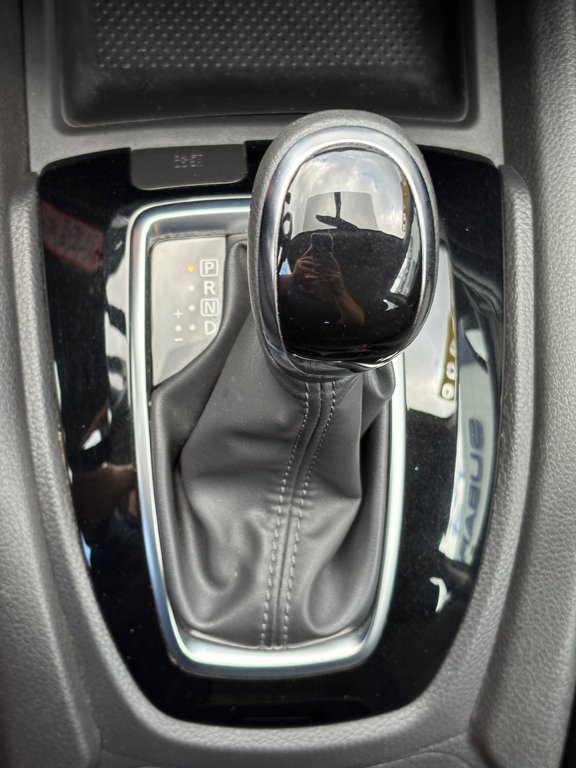 2018 Nissan Rogue S, CAMÉRA DE RECUL, DÉTECTEUR D'ANGLE MORT in Charlemagne, Quebec - 16 - w1024h768px