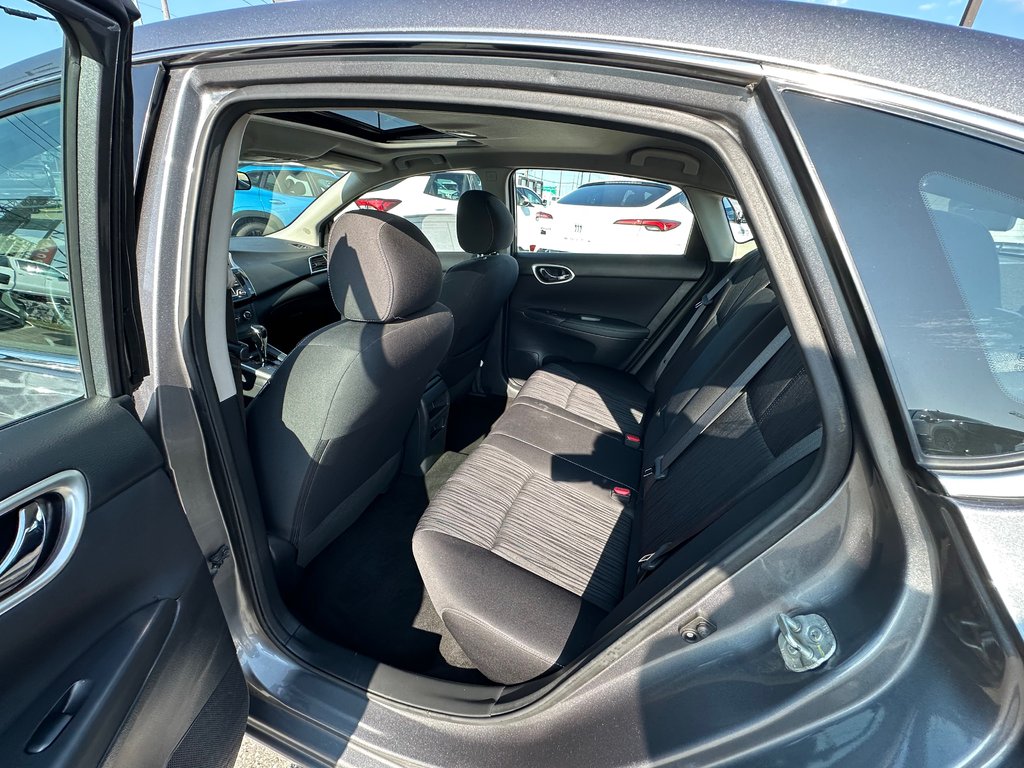 2017 Nissan Sentra SV in Charlemagne, Quebec - 9 - w1024h768px