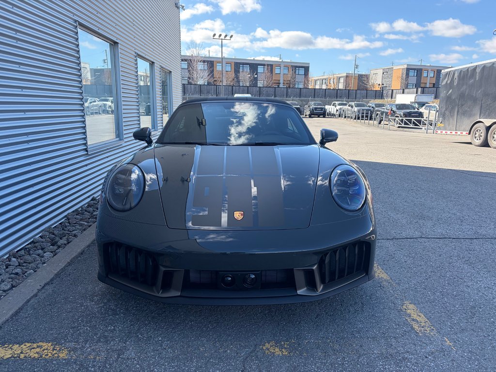 Porsche 911 Spirit 70 2026 à Charlemagne, Québec - 2 - w1024h768px