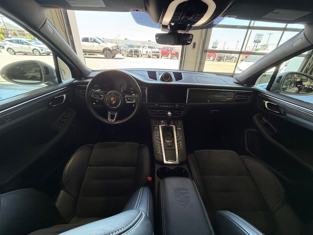 2020 Porsche Macan GTS in Saint-Jérôme, Quebec - 9 - w1024h768px