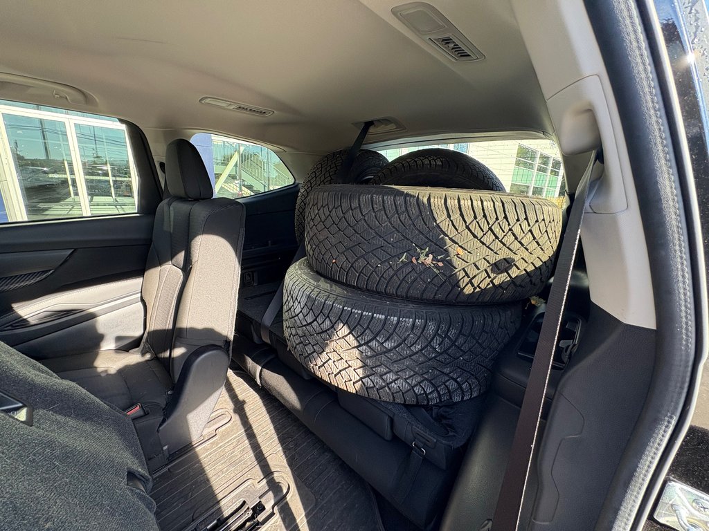 2023 Subaru Ascent COMMODITÉ, BANC CHAUFFANT, CAMÉRA DE RECUL in Charlemagne, Quebec - 10 - w1024h768px