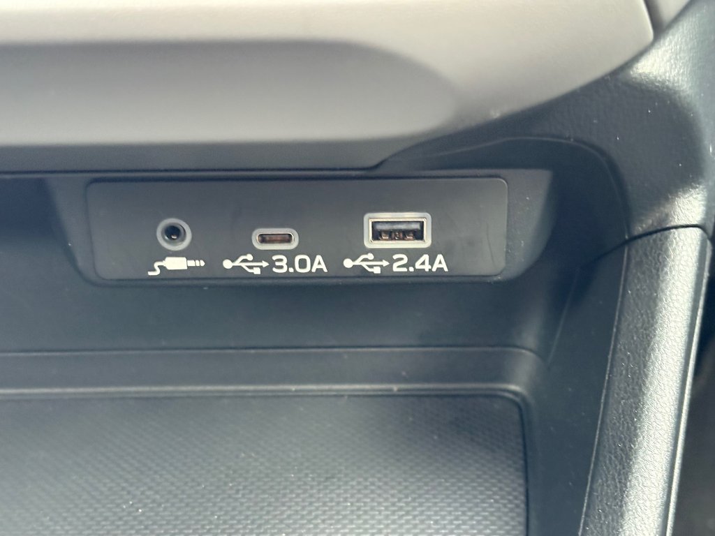 2024 Subaru Crosstrek TOURING, BANC CHAUFFANT, CAMÉRA DE RECUL in Charlemagne, Quebec - 19 - w1024h768px