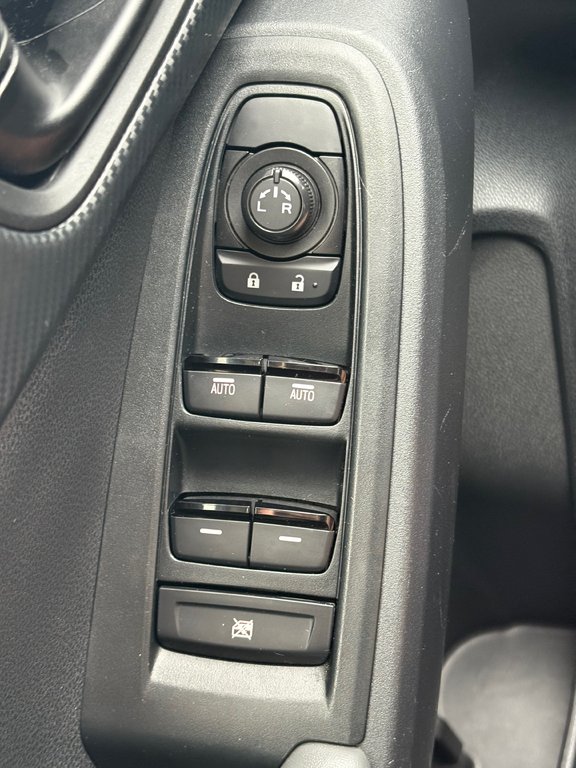 2024 Subaru Crosstrek COMMODITÉ,CAMÉRA DE RECUL,BANC CHAUFFANT in Charlemagne, Quebec - 25 - w1024h768px