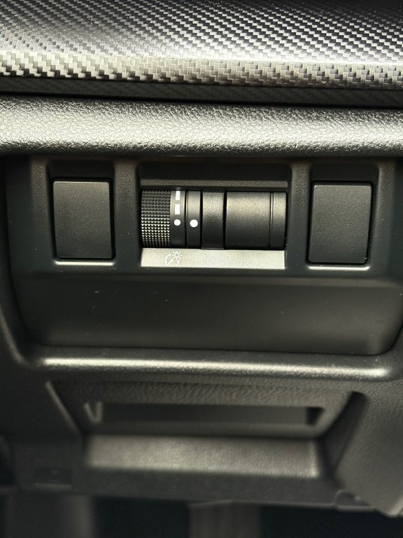 2024 Subaru Crosstrek COMMODITÉ,CAMÉRA DE RECUL,BANC CHAUFFANT in Charlemagne, Quebec - 24 - w1024h768px