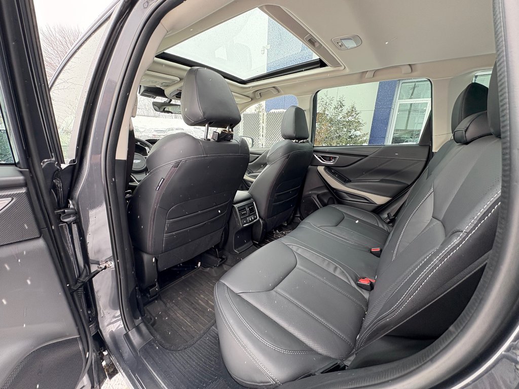 Subaru Forester LIMITED, CAMÉRA DE RECUL, BANC CHAUFFANT 2023 à Charlemagne, Québec - 9 - w1024h768px