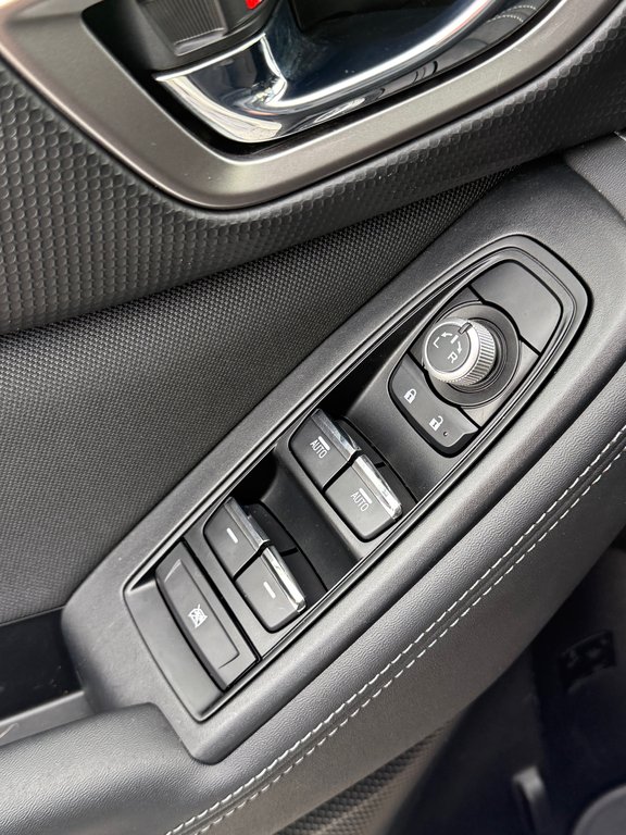 2024 Subaru Forester TOURING, BANC CHAUFFANT, CAMÉRA DE RECUL in Charlemagne, Quebec - 28 - w1024h768px