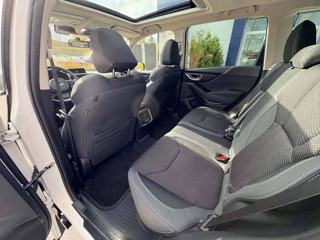 2024 Subaru Forester TOURING, BANC CHAUFFANT, CAMÉRA DE RECUL in Charlemagne, Quebec - 9 - w1024h768px