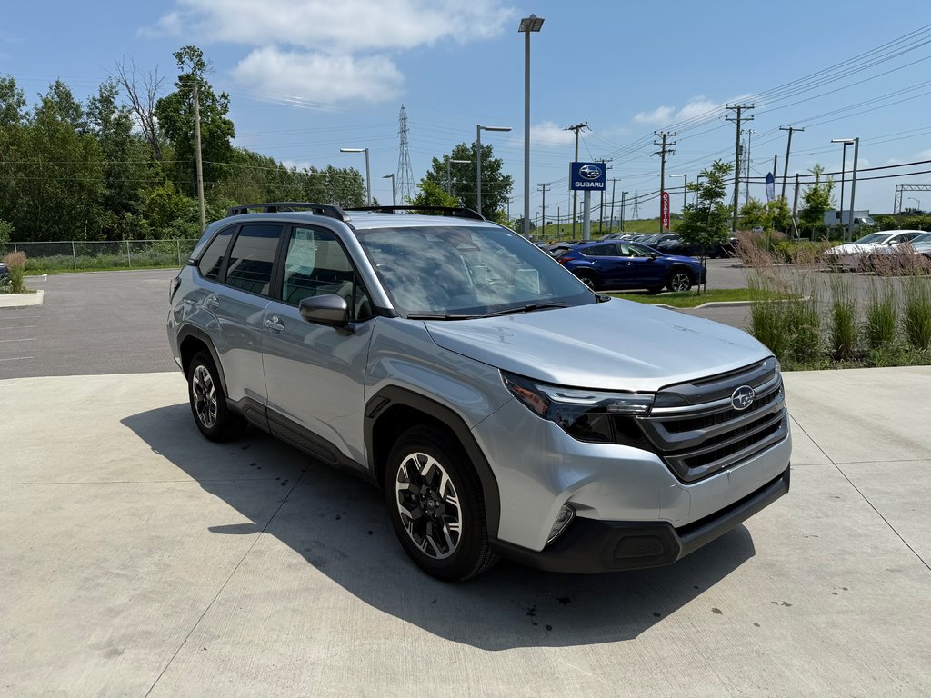 2025 Subaru Forester TOURING,CAMÉRA DE RECUL,BANC CHAUFFANT in Charlemagne, Quebec - 11 - w1024h768px