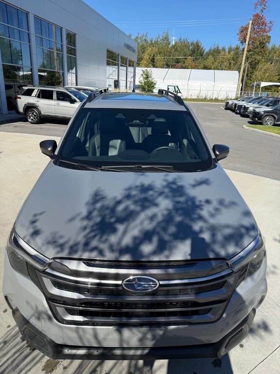 2025 Subaru Forester LIMITED,CAMÉRA DE RECUL,BANC CHAUFFANT in Charlemagne, Quebec - 14 - w1024h768px