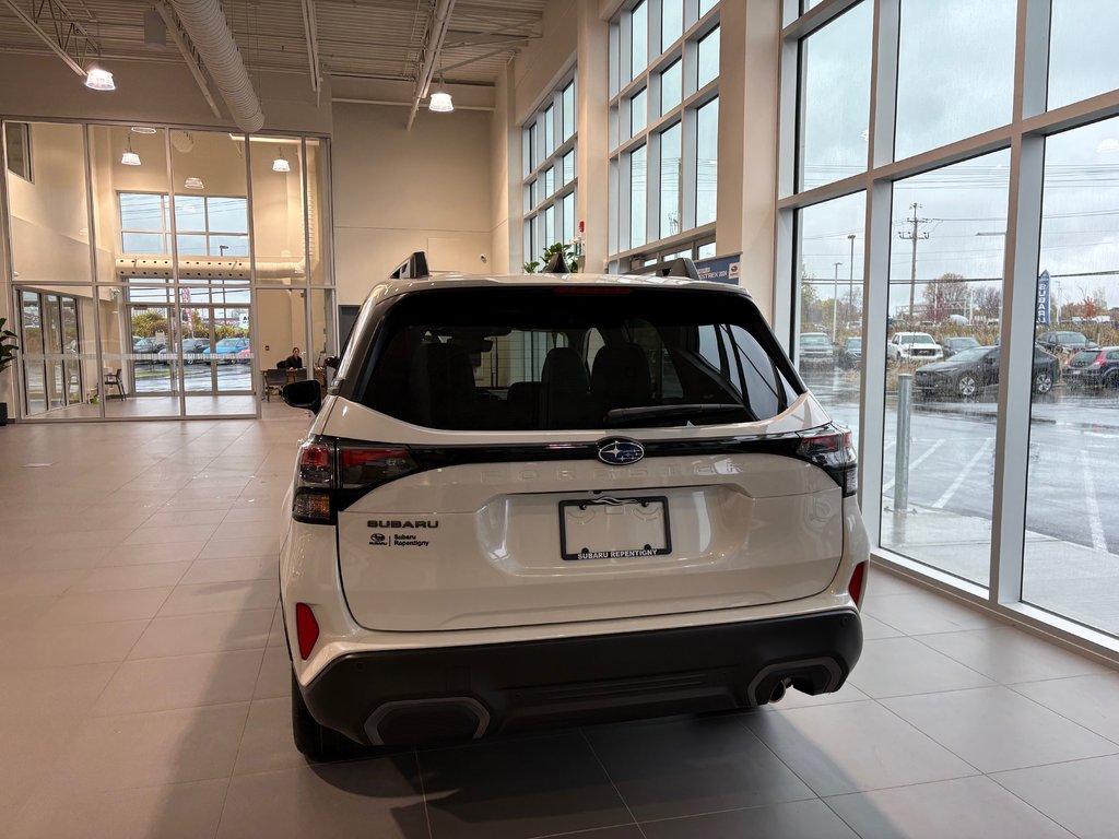 2026 Subaru Forester Limited in Charlemagne, Quebec - 7 - w1024h768px