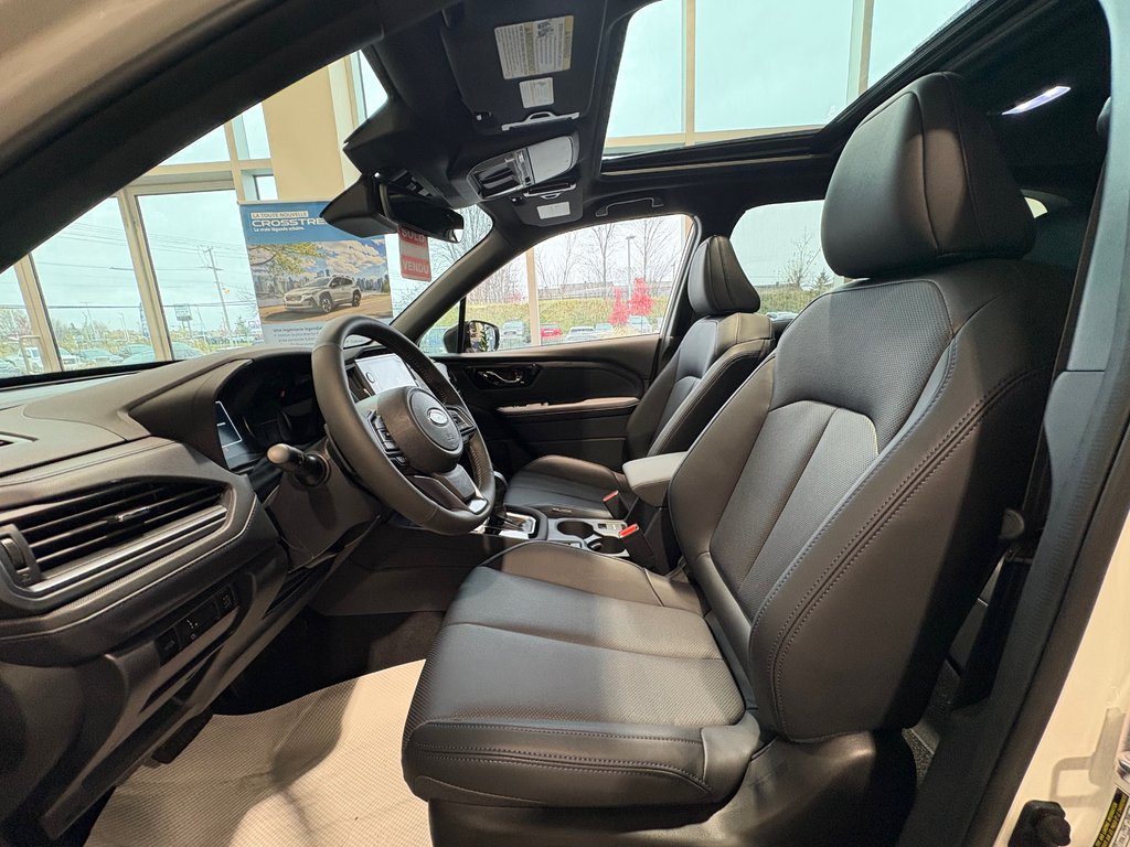 2026 Subaru Forester Limited in Charlemagne, Quebec - 5 - w1024h768px