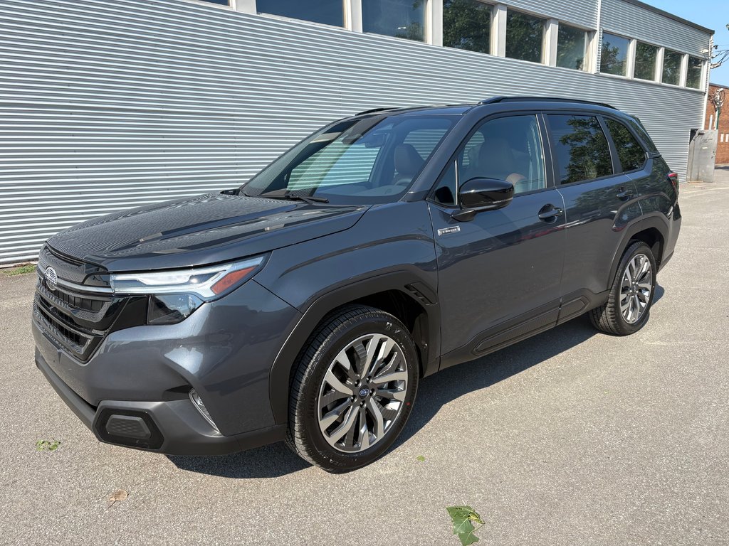 Subaru Forester e-BOXER Hybrid Hybrid Premier 2026 à Charlemagne, Québec - 1 - w1024h768px