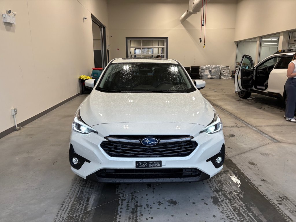 Subaru Impreza 5-Door Sport-tech 2025 à Charlemagne, Québec - 3 - w1024h768px