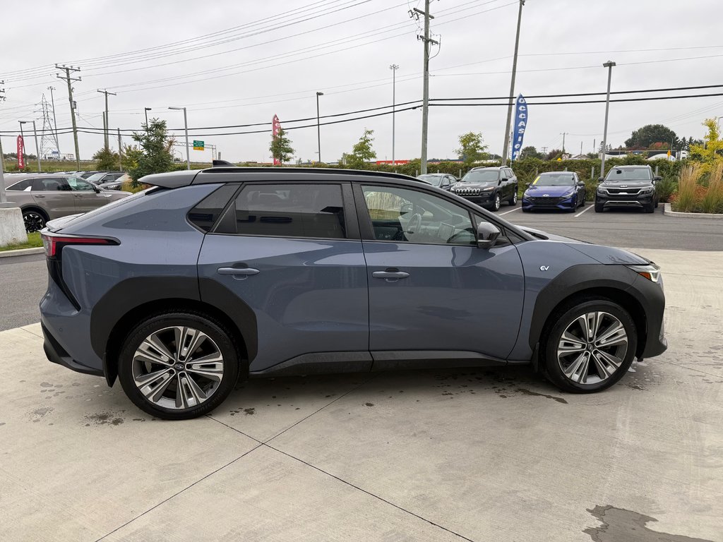 Subaru Solterra GROUPE DE LUXE,CAMÉRA DE RECUL,BANC CHAUFFANT 2023 à Saint-Jérôme, Québec - 11 - w1024h768px
