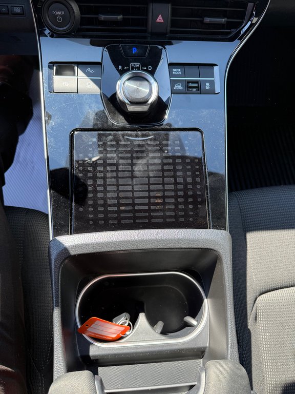 Subaru Solterra BASE, CAMÉRA DE RECUL, BANC CHAUFFANT 2024 à Saint-Jérôme, Québec - 15 - w1024h768px