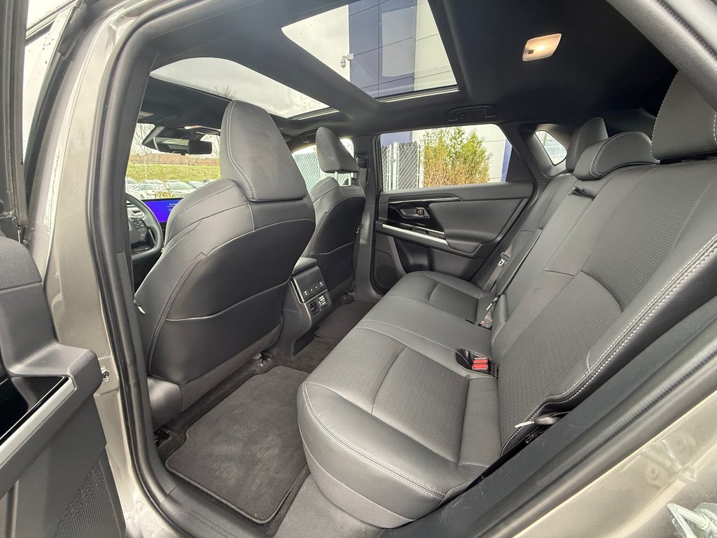 2024 Subaru Solterra TECHNOLOGIE, CAMÉRA DE RECUL, BANC CHAUFFANT in Saint-Jérôme, Quebec - 9 - w1024h768px