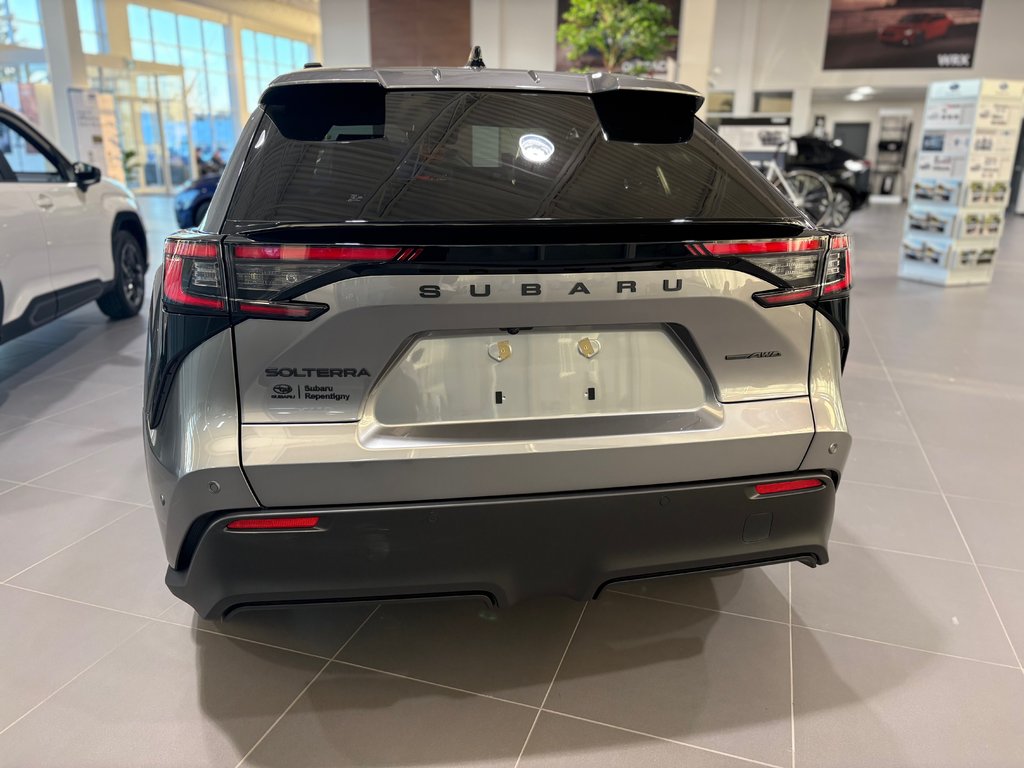 2026 Subaru Solterra AWD Luxury in Charlemagne, Quebec - 3 - w1024h768px
