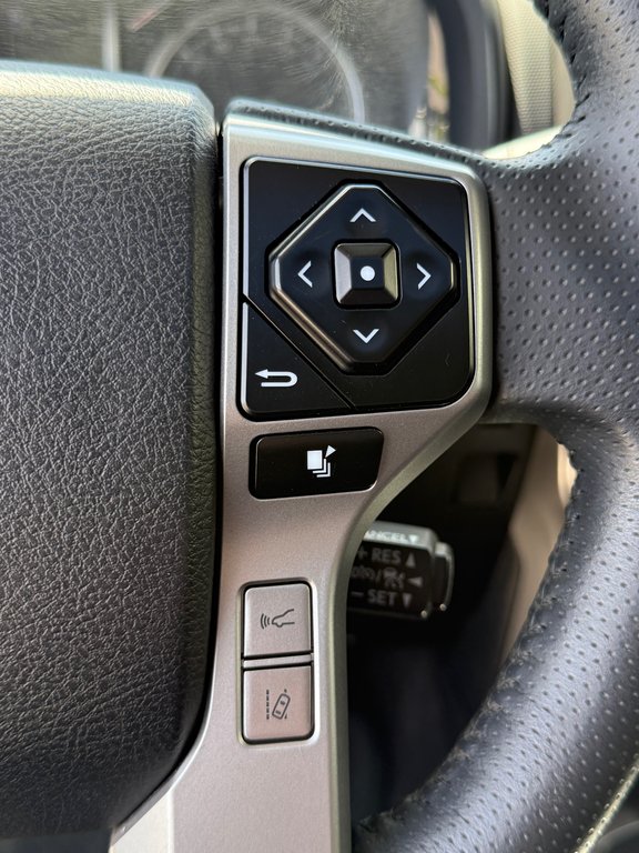 2020 Toyota 4Runner LIMITED,CAMÉRA DE RECUL,BANC CHAUFFANT in Saint-Jérôme, Quebec - 23 - w1024h768px