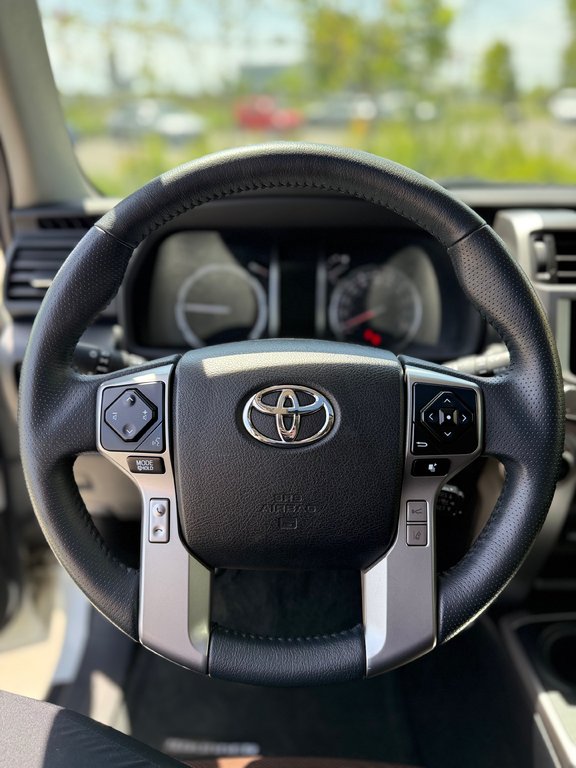 2020 Toyota 4Runner LIMITED,CAMÉRA DE RECUL,BANC CHAUFFANT in Saint-Jérôme, Quebec - 22 - w1024h768px
